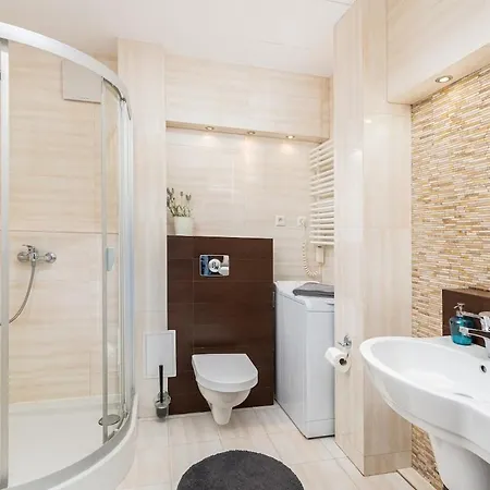 Stylish With Ac In The Old Town Krasków